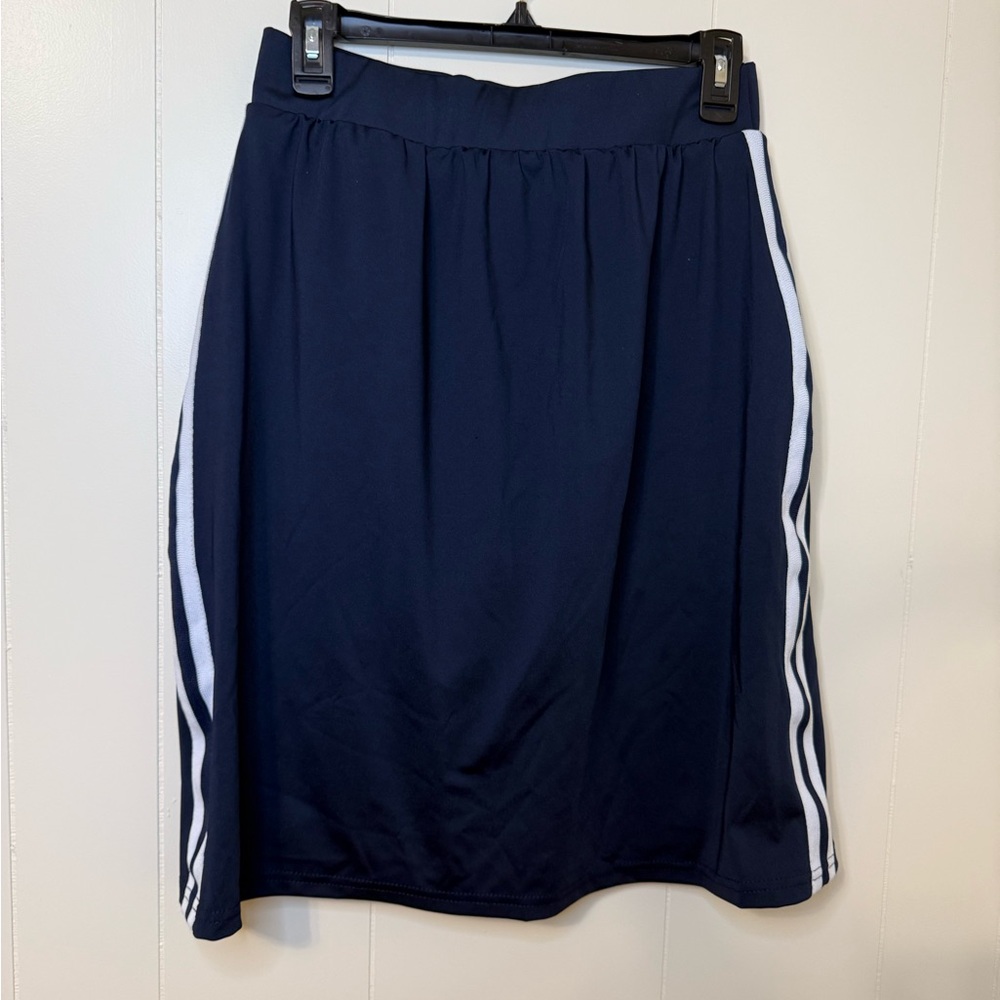 Main Street Exchange Athletic Navy Skirt Size M